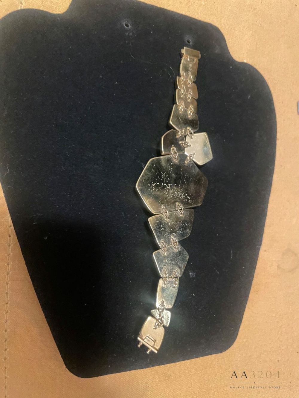 ✨ Swarovski "Rapture" Crystal Geometric Statement Bracelet ✨ - Picture 3 of 5